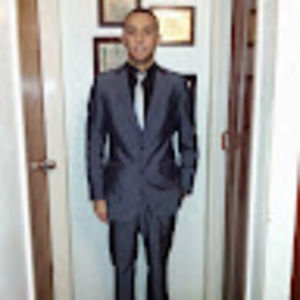 Meet your Posher, Carlos